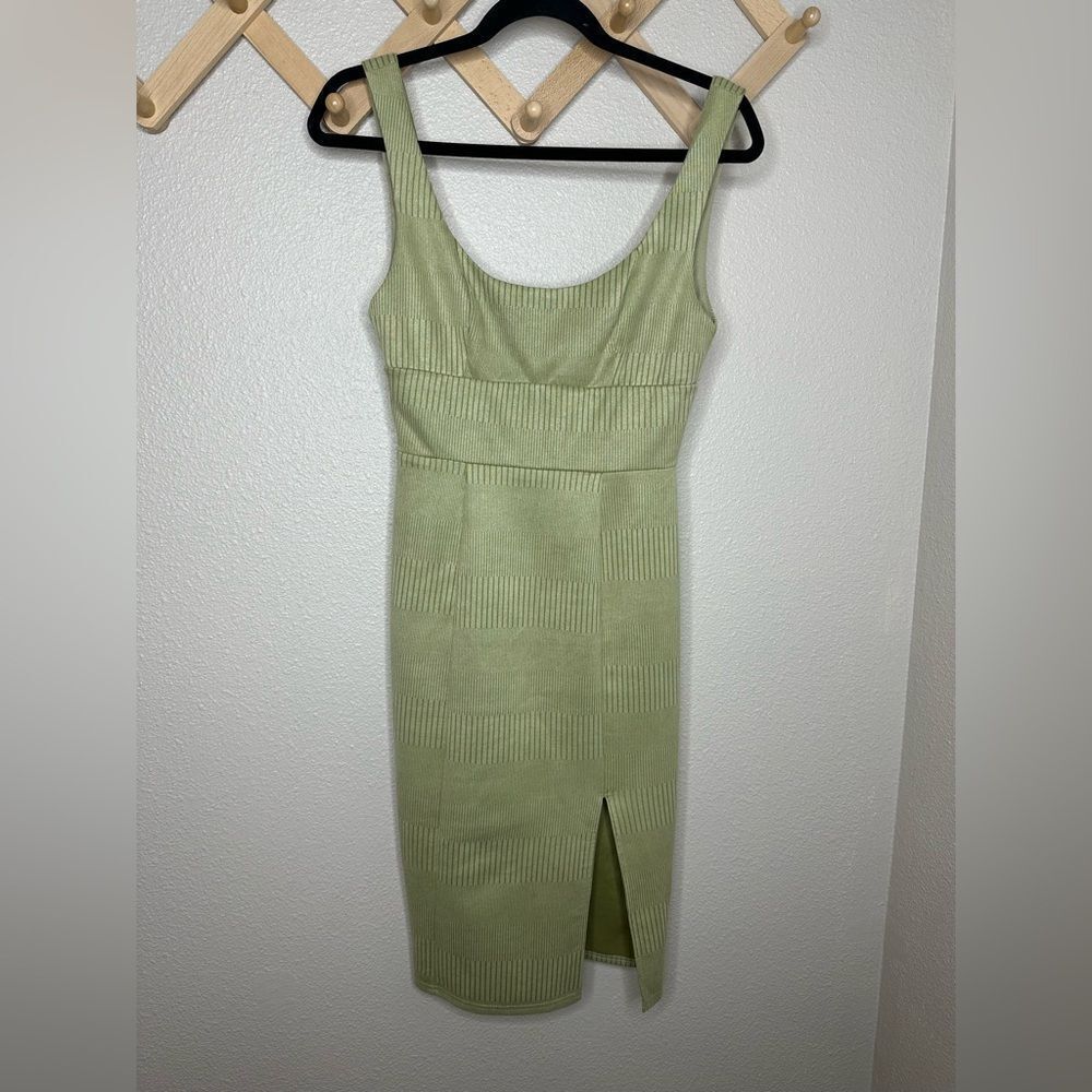 Saints + Secrets Green Bodycon Dress Sz M